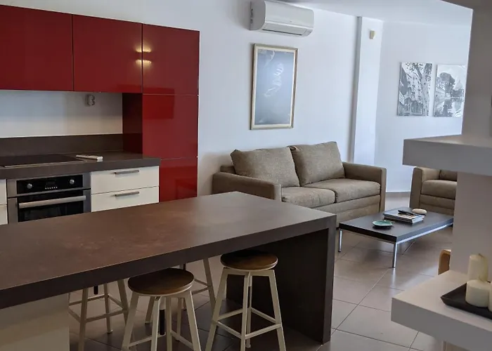 La Casetta Bianca Skineas